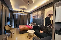 Studio, Greater Noida