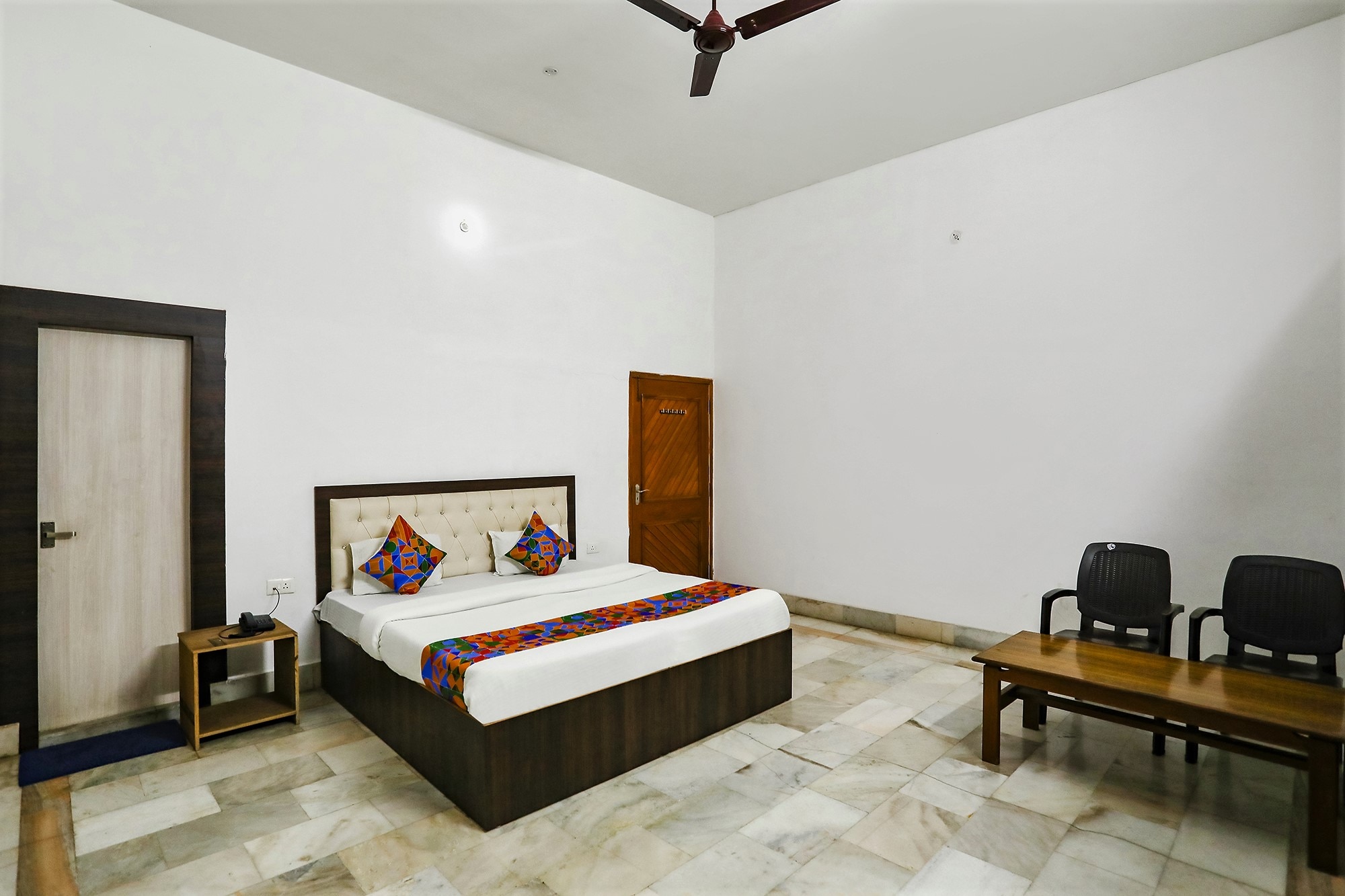 FabExpress Prashansa Palace - Tap to explore photos
