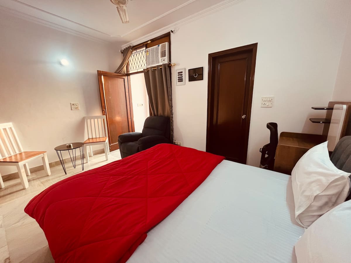 Urban stays Centrally located | 2bhk - Tap to explore photos