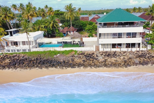 The Cabana Beach Front Villa