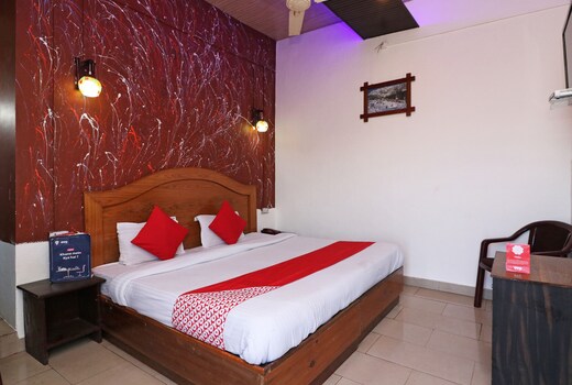 Oyo 48808 An Inn Lucknow Use Code Oyopaynow To Avail Extra 15