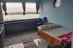 Varsha Home Stay, Hampi