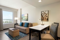 Embassy Suites by Hilton San Antonio Landmark, Dewitt