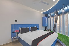 Collection O Leo Palace, Surat