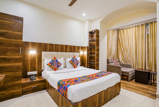 FabExpress Abad Inn - 700m from Gateway of India