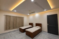Premium studio near bus stand and railway station, Ambala
