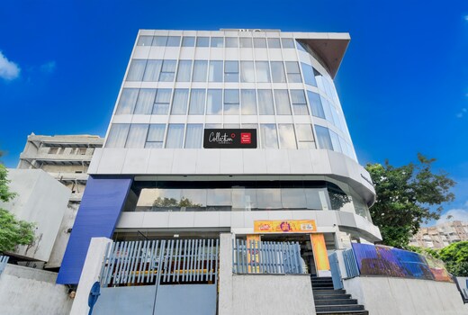 Hotel SRH luxury Rooms Near Rail Nilayam, NCL.