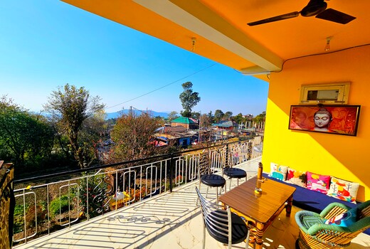 Dadi Homestay 360 Mountain View
