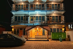 Mid Orchard Stay, Kasol