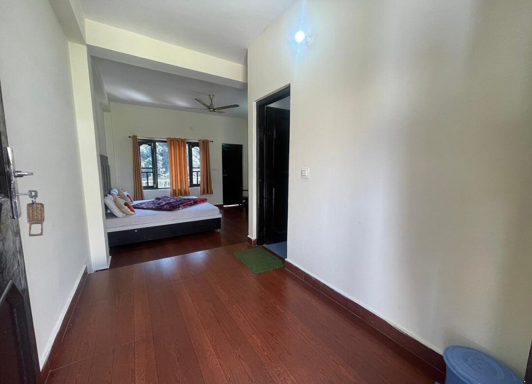 Jagdarshan Guest House - Tap to explore photos