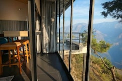 Kempty Top Himalayan Cabin, Mussoorie