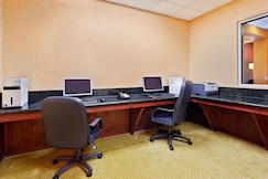 Holiday Inn Express Hotel & Suites Malvern, Hot Spring