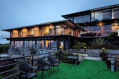 Ibex Resorts, Valparai (Tale Rock )