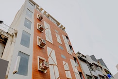 Hotel O Love Moon, Delhi