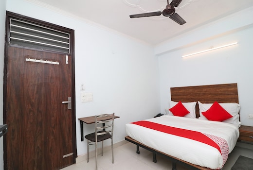 Super Hotel O Sathguru Residency Near New Ashok Nagar Metro Station