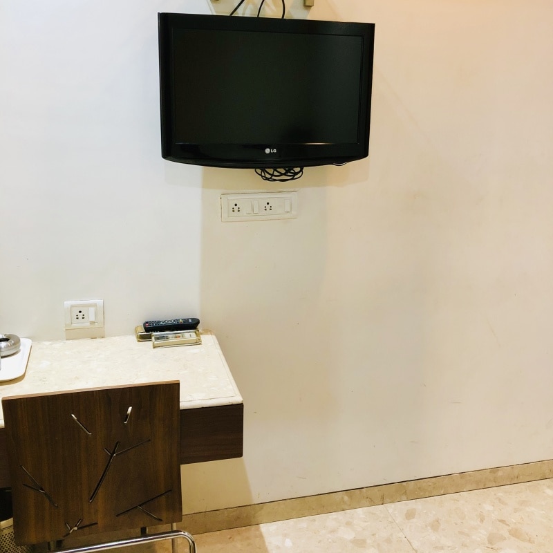 Hotel Neo Lodge Ghatkopar 4