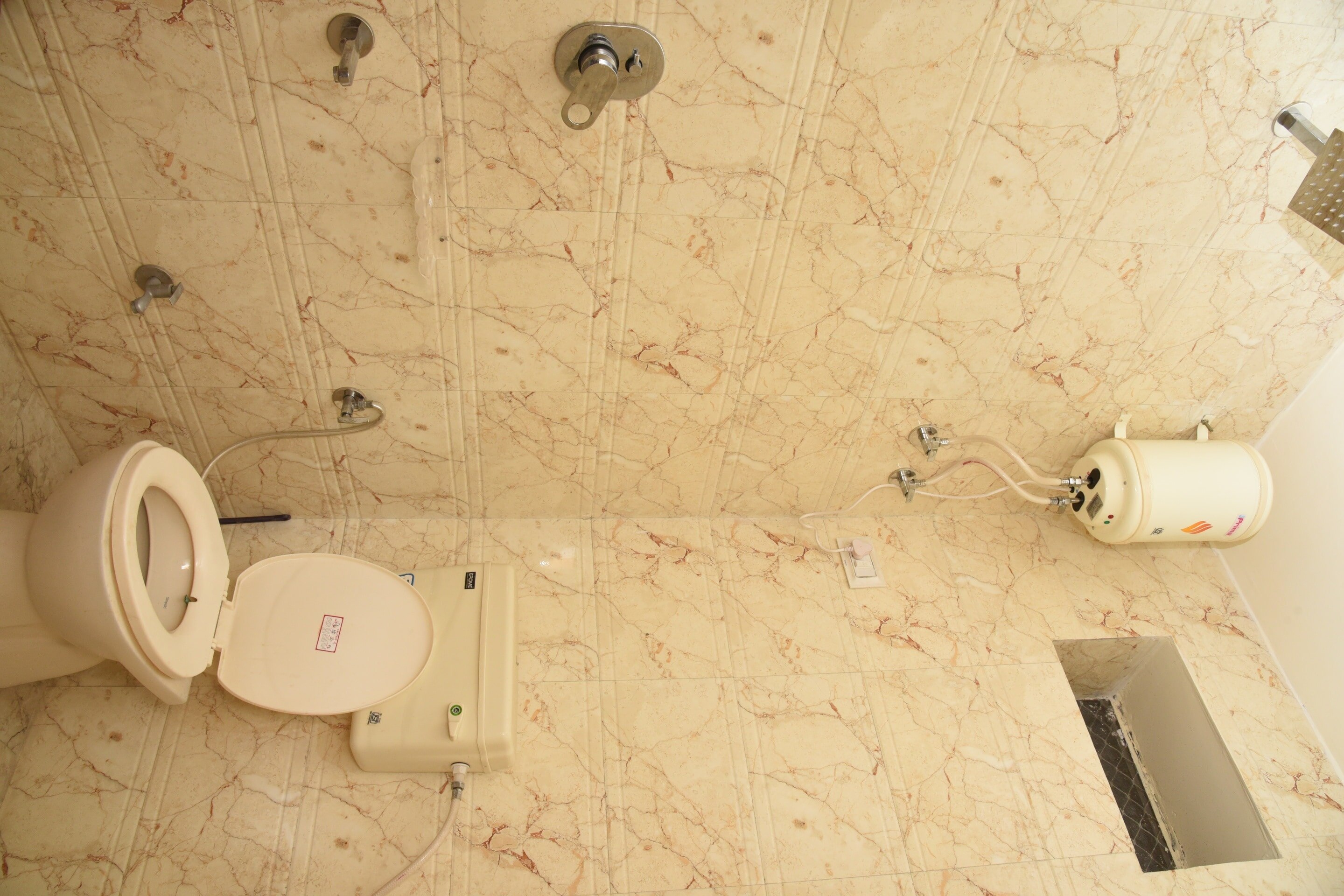 Hotel O Ambika Guest House - Tap to explore photos