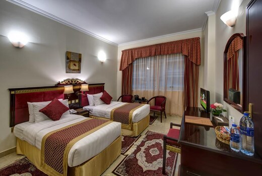 Comfort Inn Deira Dubai 2 8 4 2 Hotel Price Address Reviews