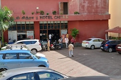 Hotel Chitra, Kuzhittura