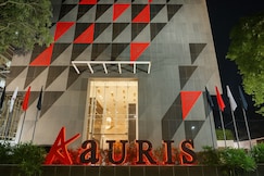 Aauris Kolkata, Kolkata