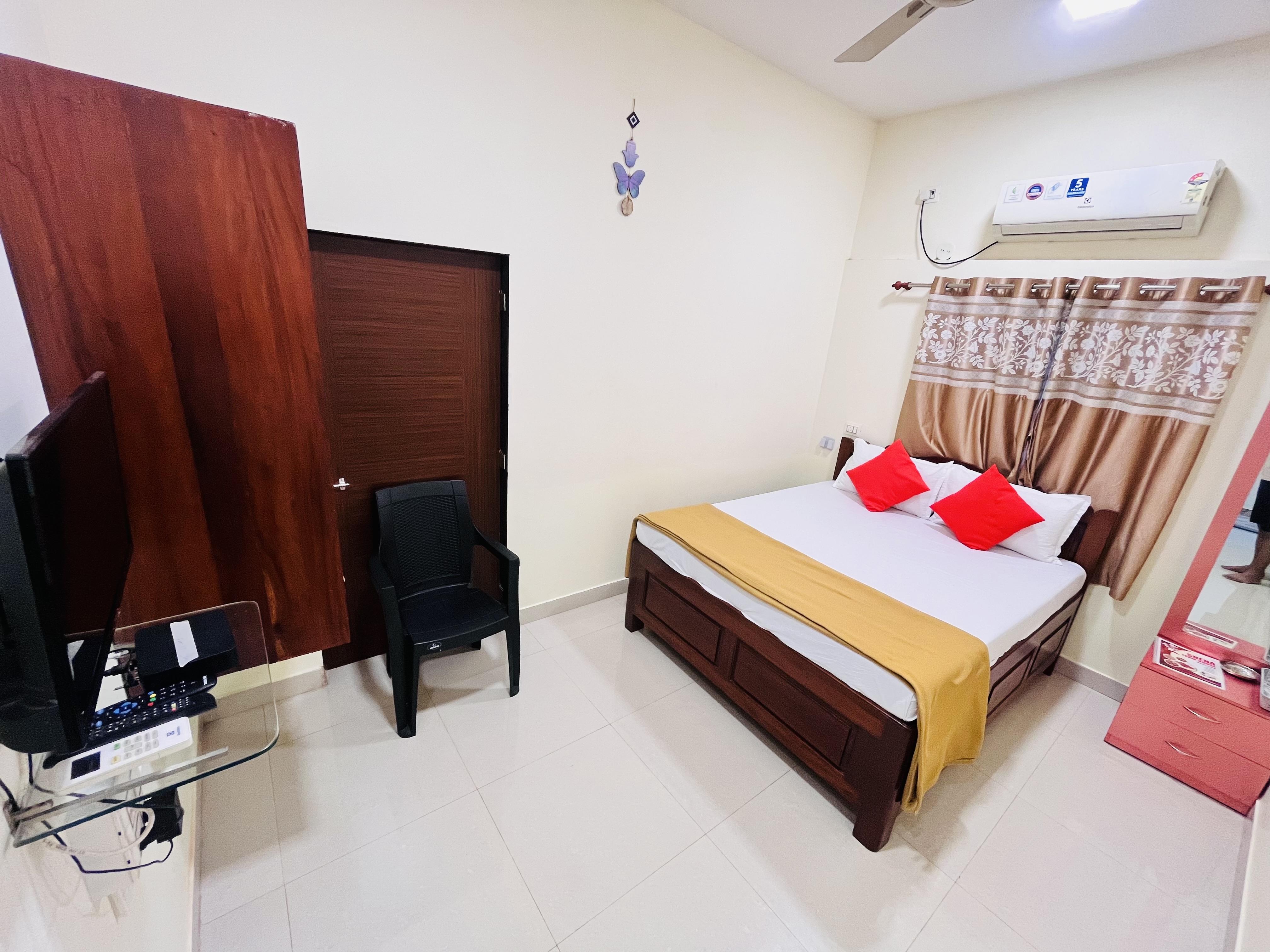 Deluxe AC Room 1