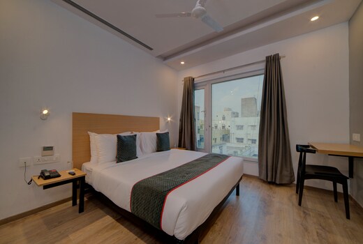 Oyo Townhouse 113 Green Leaves Lb Nagar Hyderabad Hotel Price Address Reviews