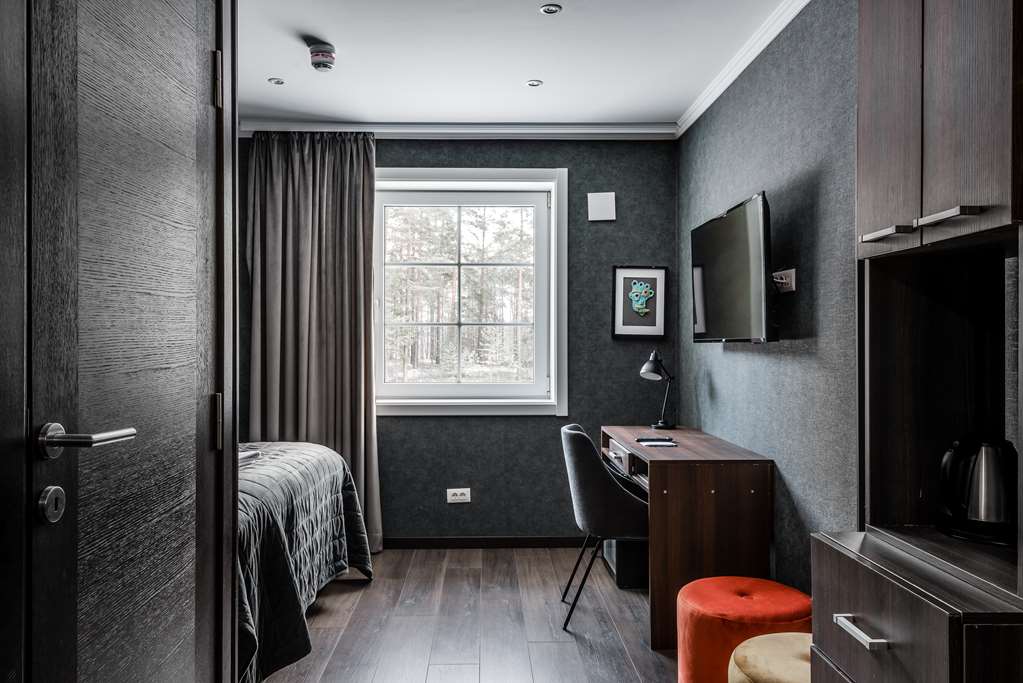 Sure Hotel by Best Western Hedasen - Tap to explore photos