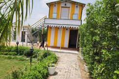 Aradiya Farm House, Noida