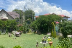 RAHAT RESORT, Srinagar