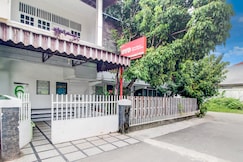 Hotel O Jalan Jenderal Sudirman Near Imam Bonjol Square Formerly Nelvi Guest House, Padang