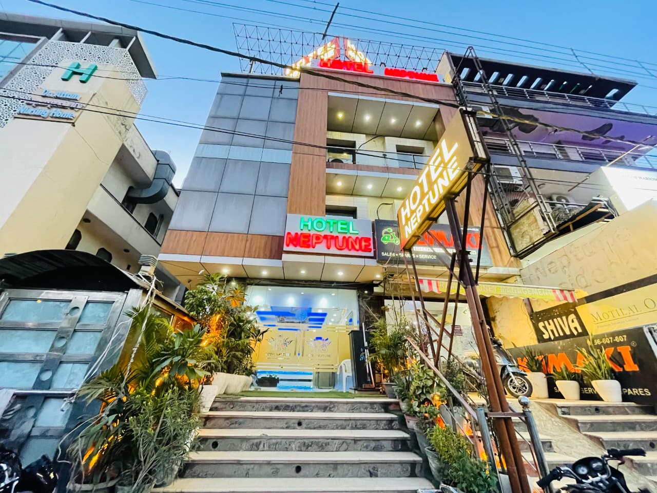 Hotel Neptune, Paschim Vihar - Tap to explore photos