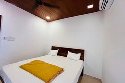 OYO 821424 Sai Inn Lodging, Pune