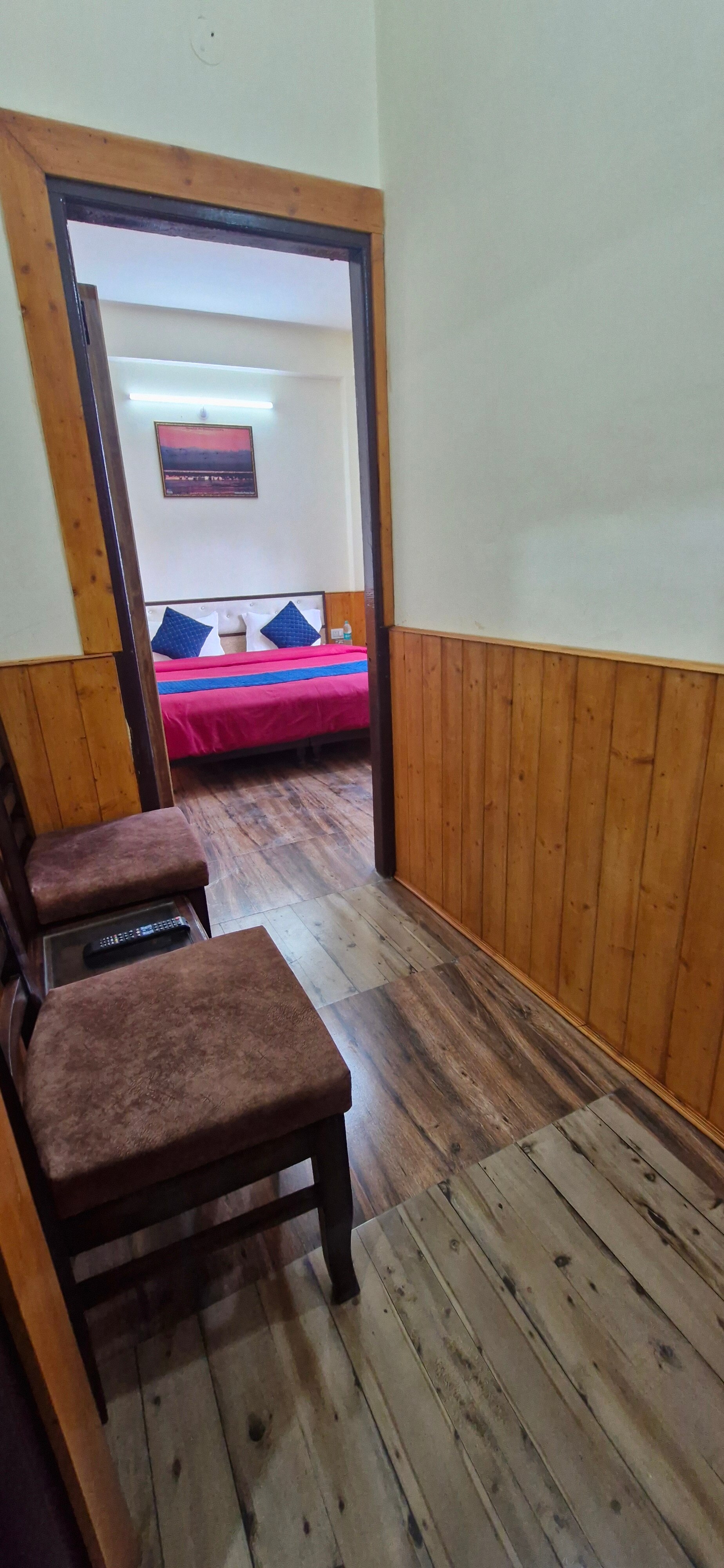 Hotel WH Shimla - Tap to explore photos