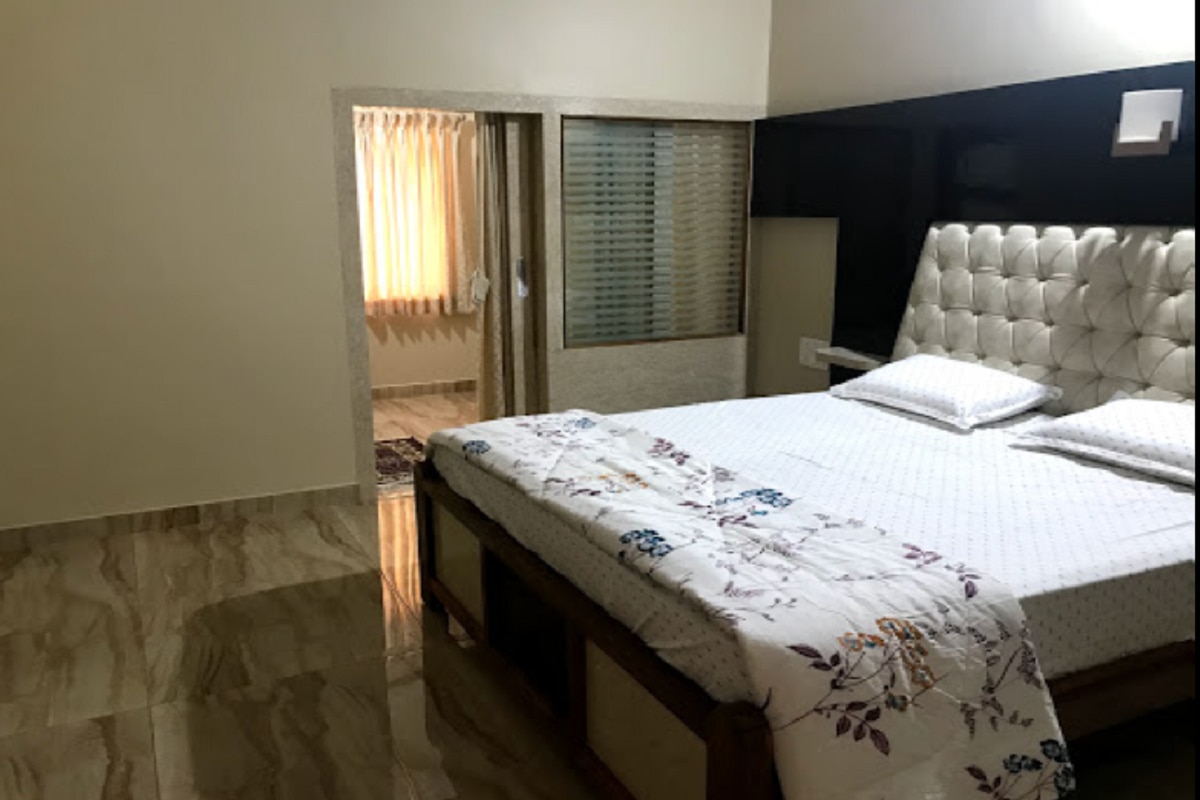 THE ANS DELUXE SUITS AND INN - Tap to explore photos