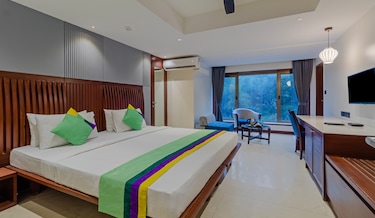 Treebo Regency - Bund Garden, Dhole Patil Road