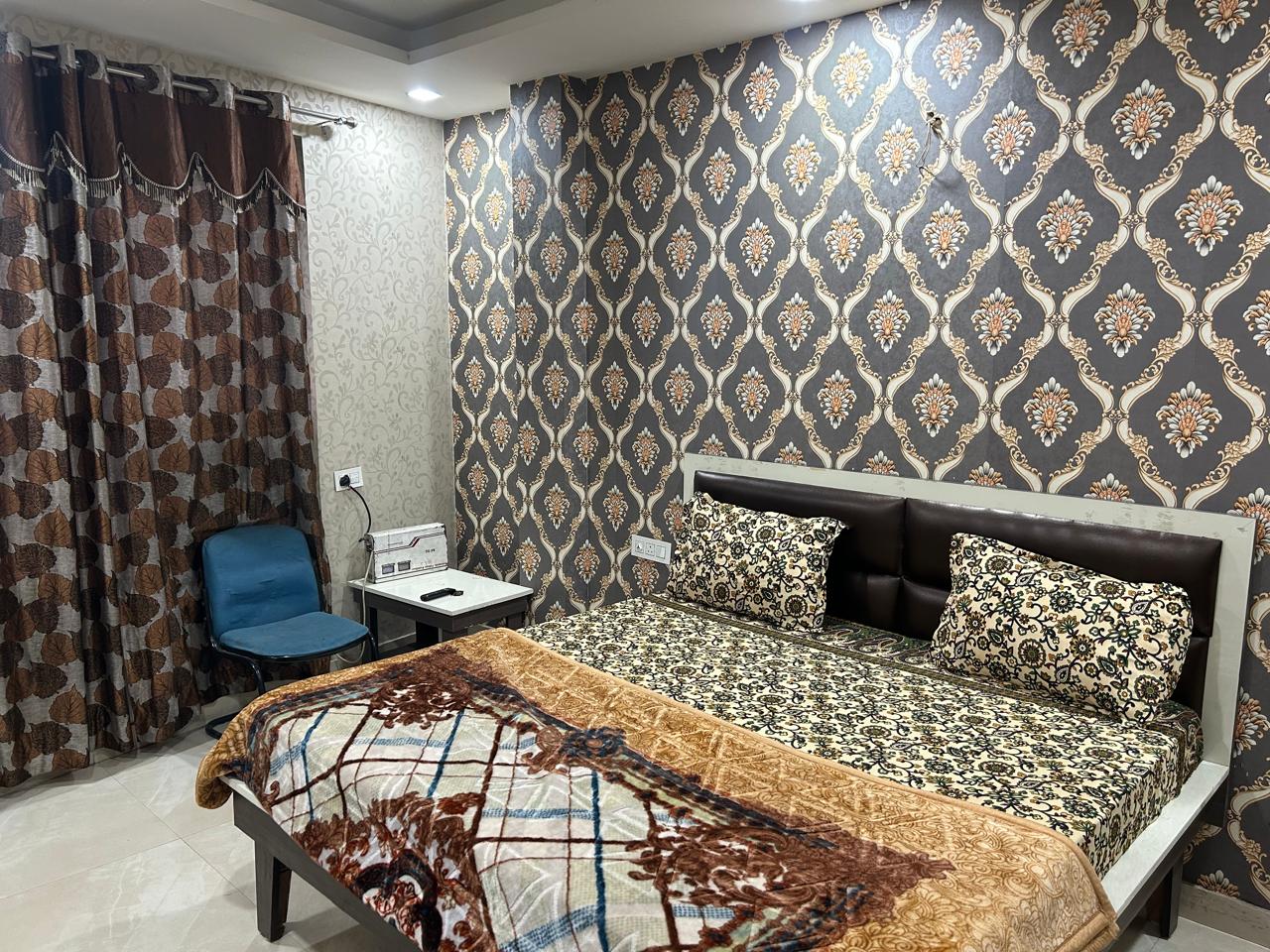 Hotel Ozy Residency - Tap to explore photos