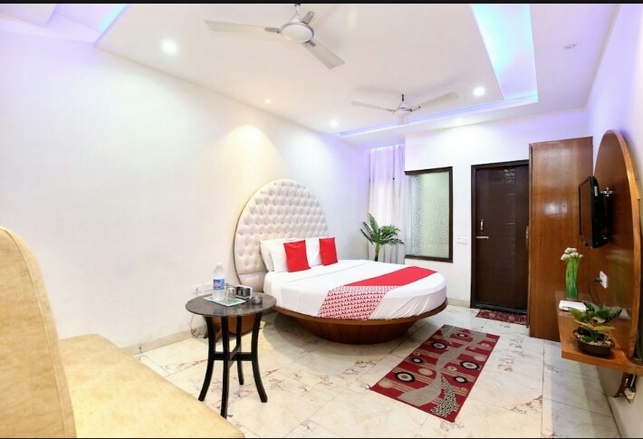 Hotel Sangam Pacific - Tap to explore photos