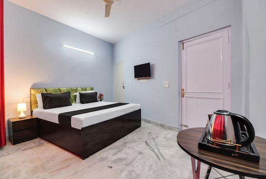 Hotel O by OYO Blue moon