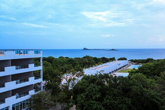 Anilana Nilaveli Resort