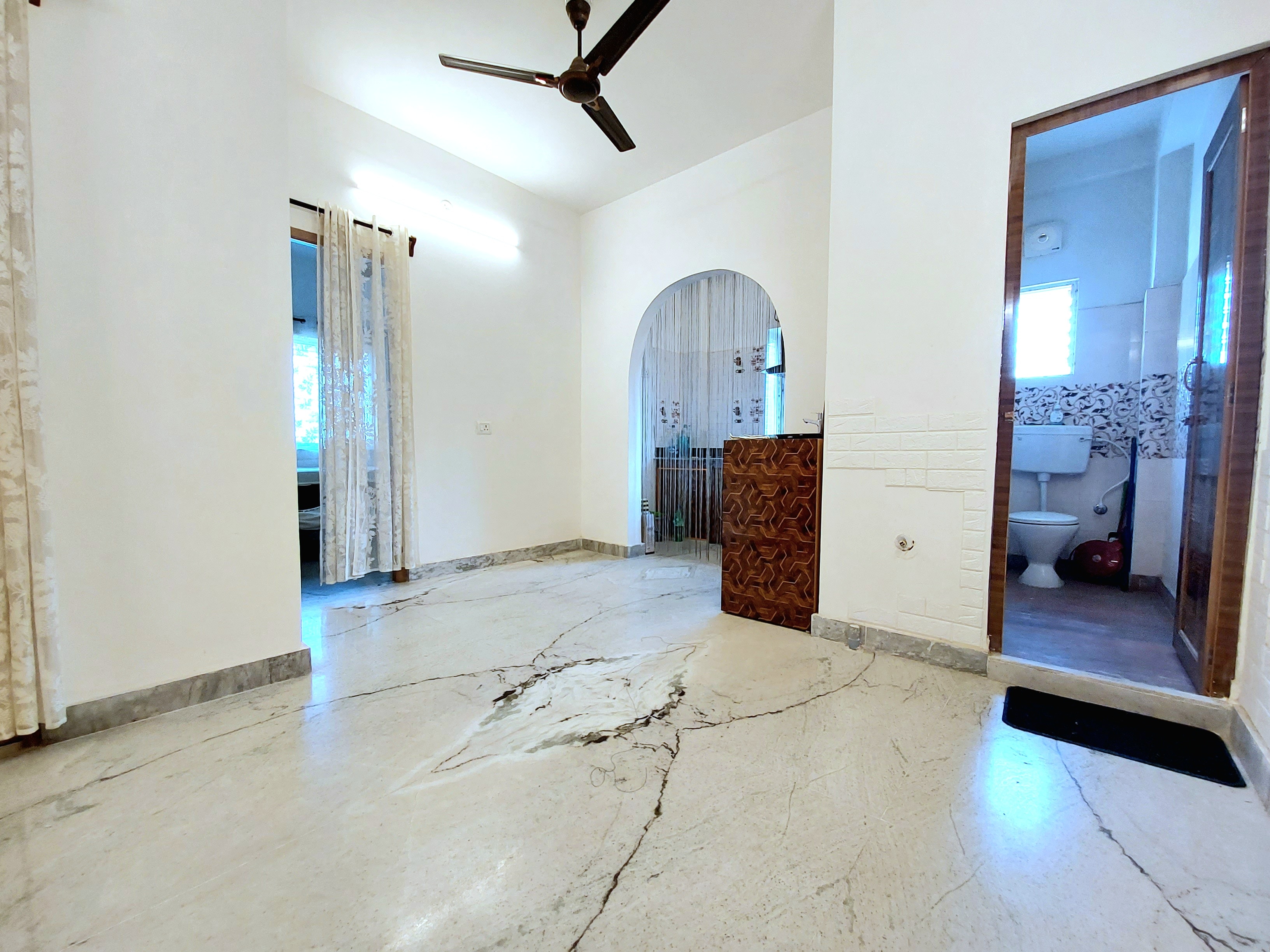 Entire luxurious apartment in South Kolkata at this price - Tap to explore photos