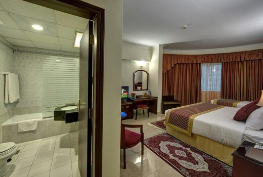 Comfort Inn Deira Dubai 2 8 4 2 Hotel Price Address Reviews