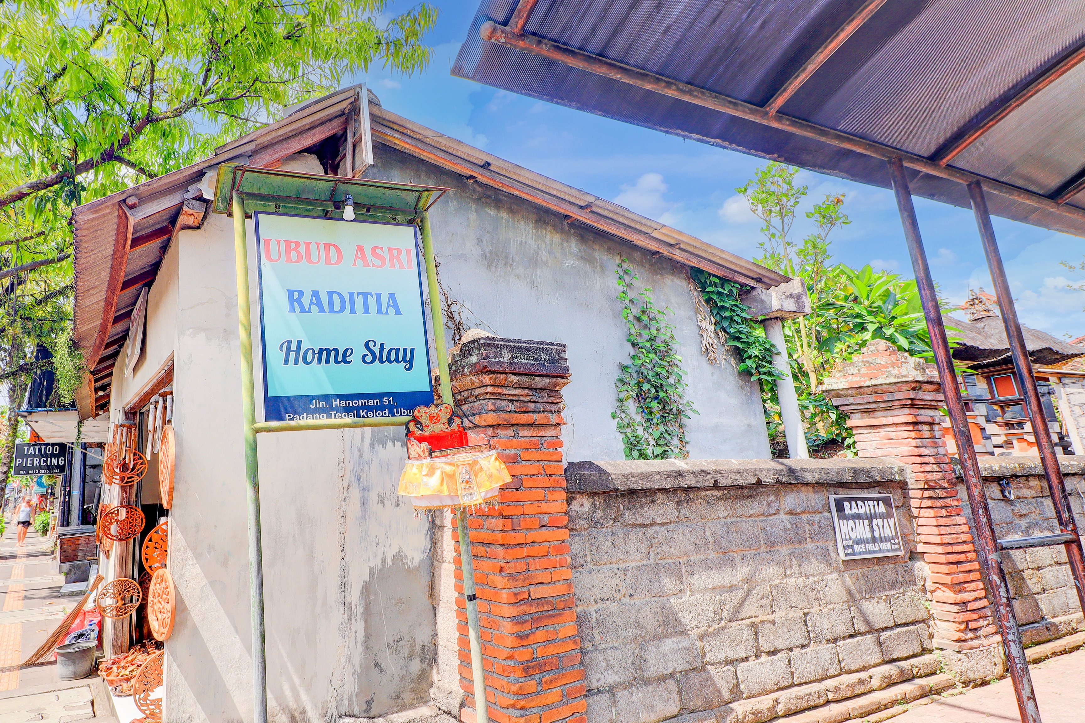 Hotel O Ubud Asri Homestay Near Monkey Forest - Tap to explore photos