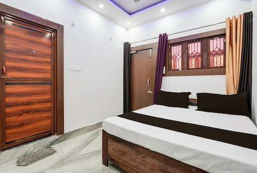 Hotel O JS Palace