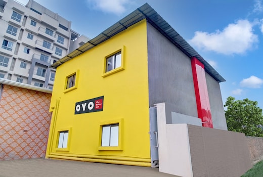 Hotel O The Rhino Inn