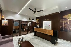 Hotel Radhika, Latur