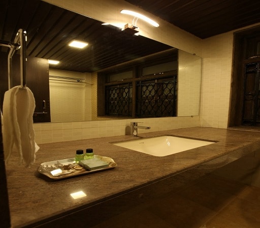 Deluxe Room 1