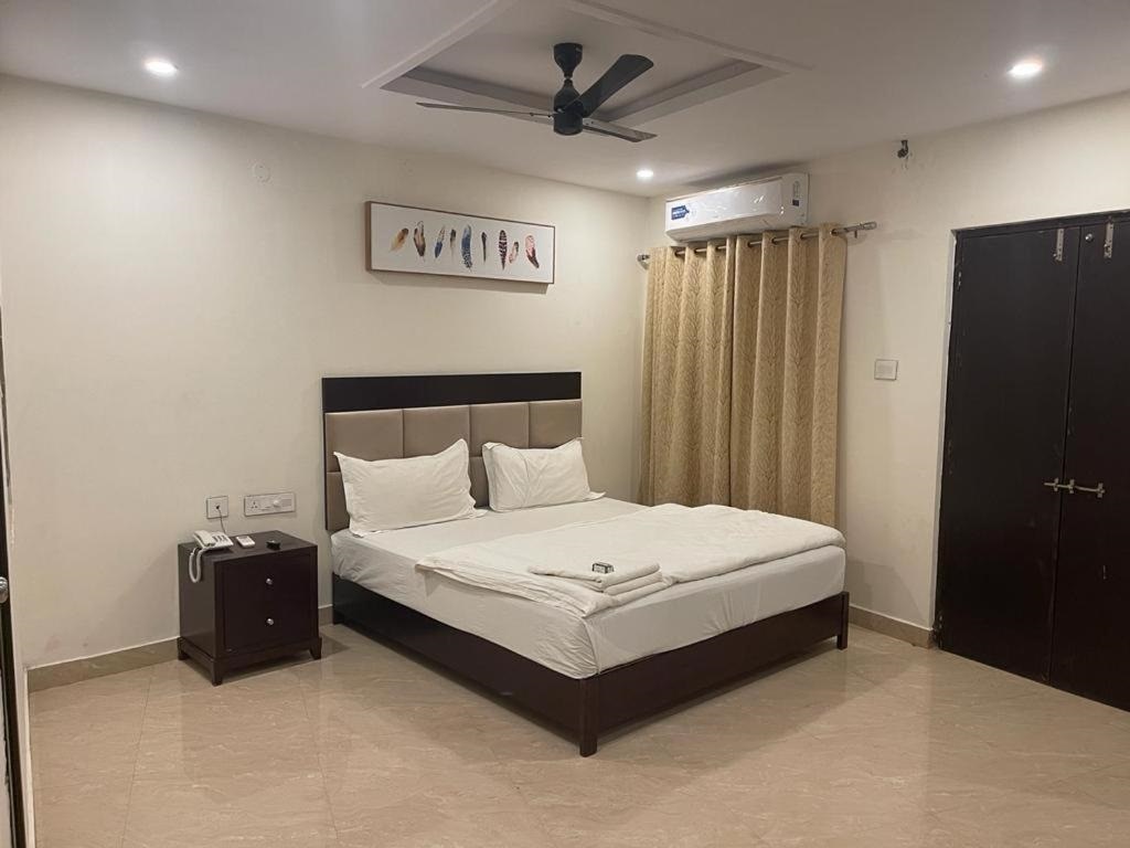 Vana Resort Araku - Tap to explore photos