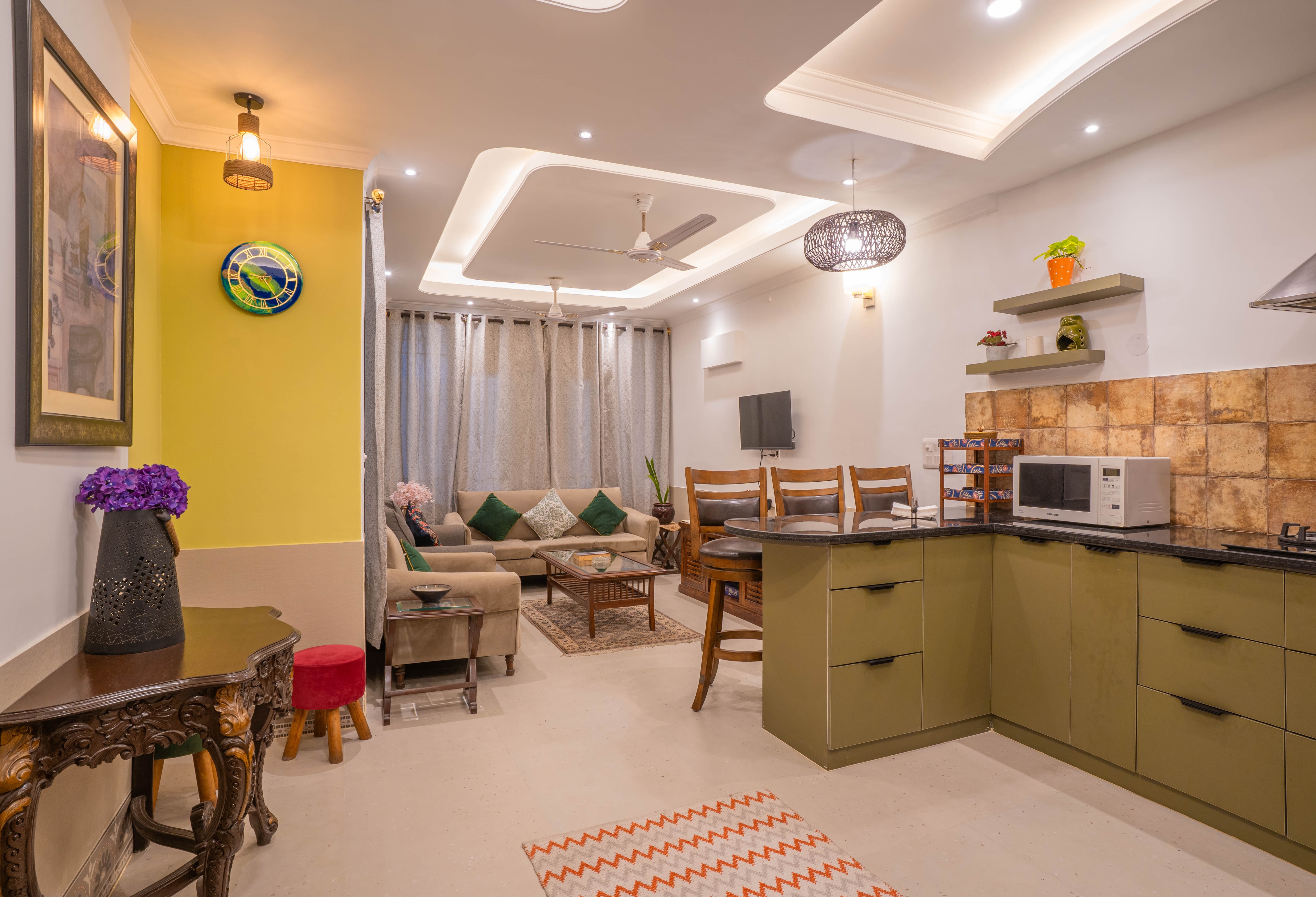 Hostie Tiny Jaipur House - Homestay in Saket - Tap to explore photos