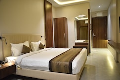 Hotel  Purnima Regency Dhule, Dhule