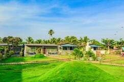 Treebo Lands End Beach Resort Morjim, Goa